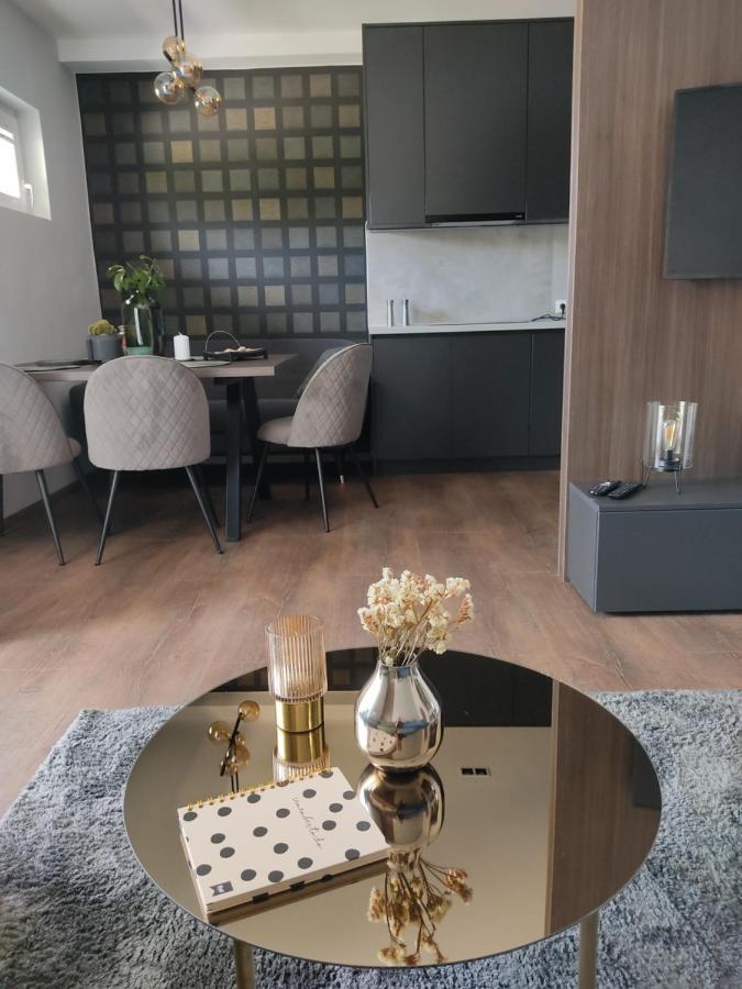 Avisi Home Требинє Екстер'єр фото