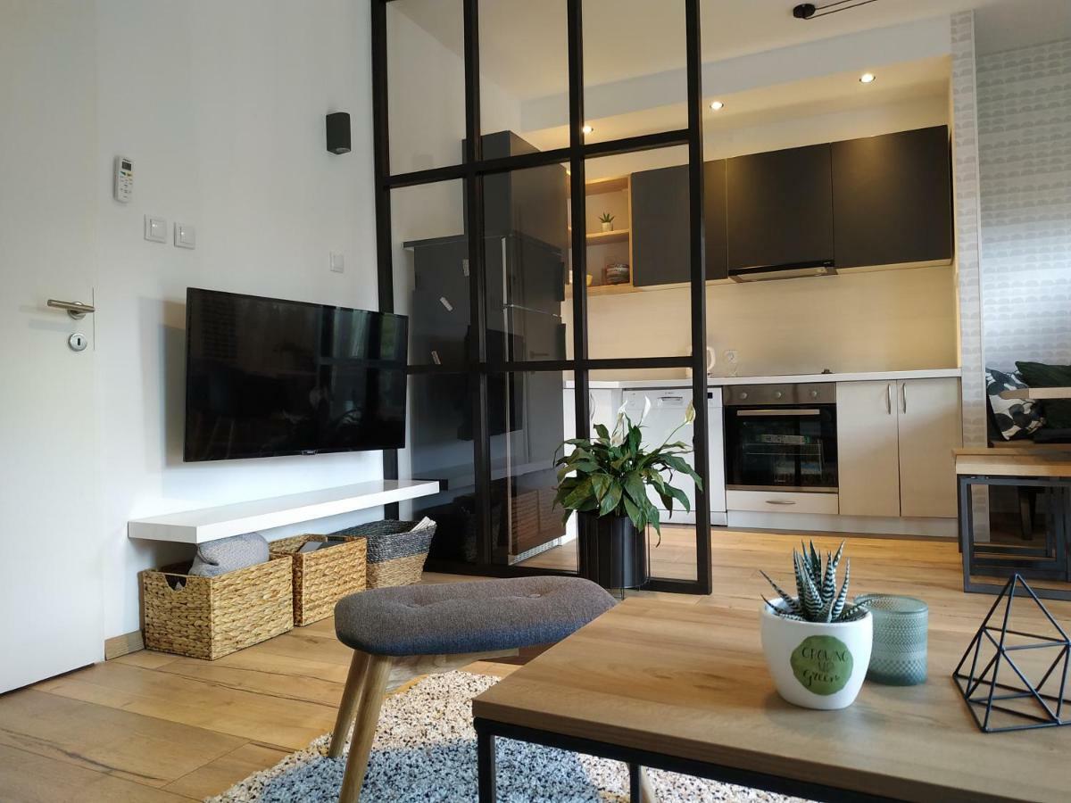 Avisi Home Требинє Екстер'єр фото