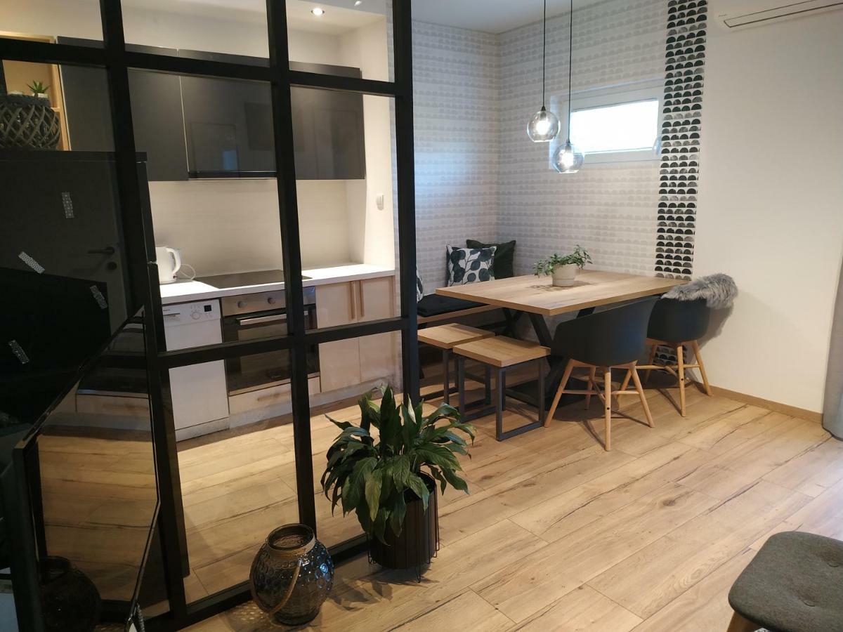 Avisi Home Требинє Екстер'єр фото
