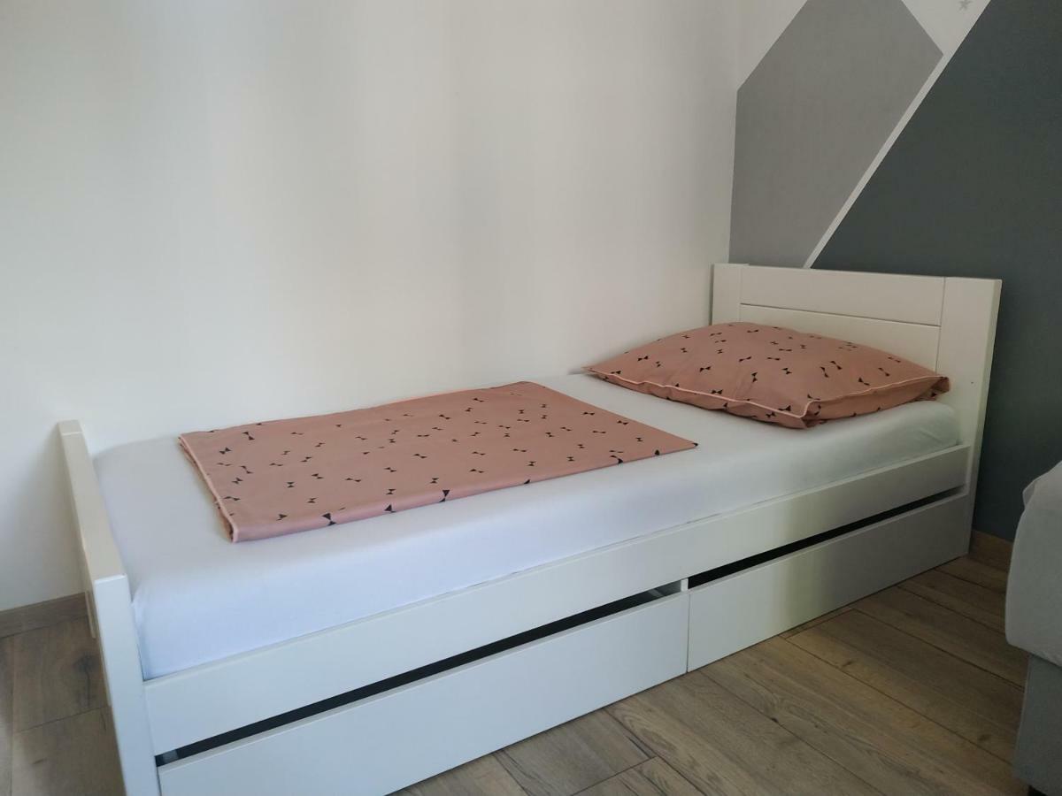 Avisi Home Требинє Екстер'єр фото