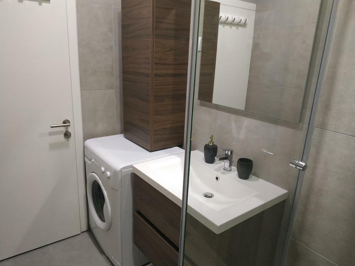 Avisi Home Требинє Екстер'єр фото